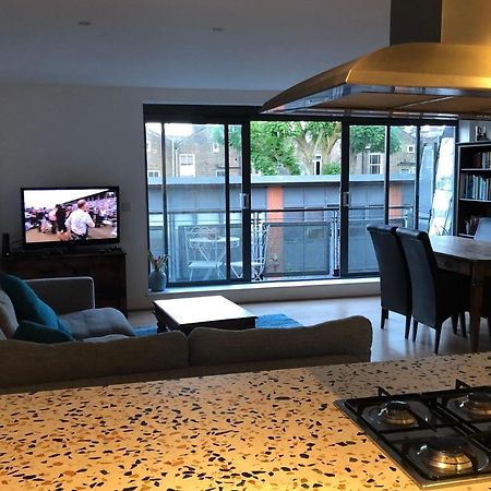 Spacious, Bright And Modern Flat In Holloway Londres Extérieur photo